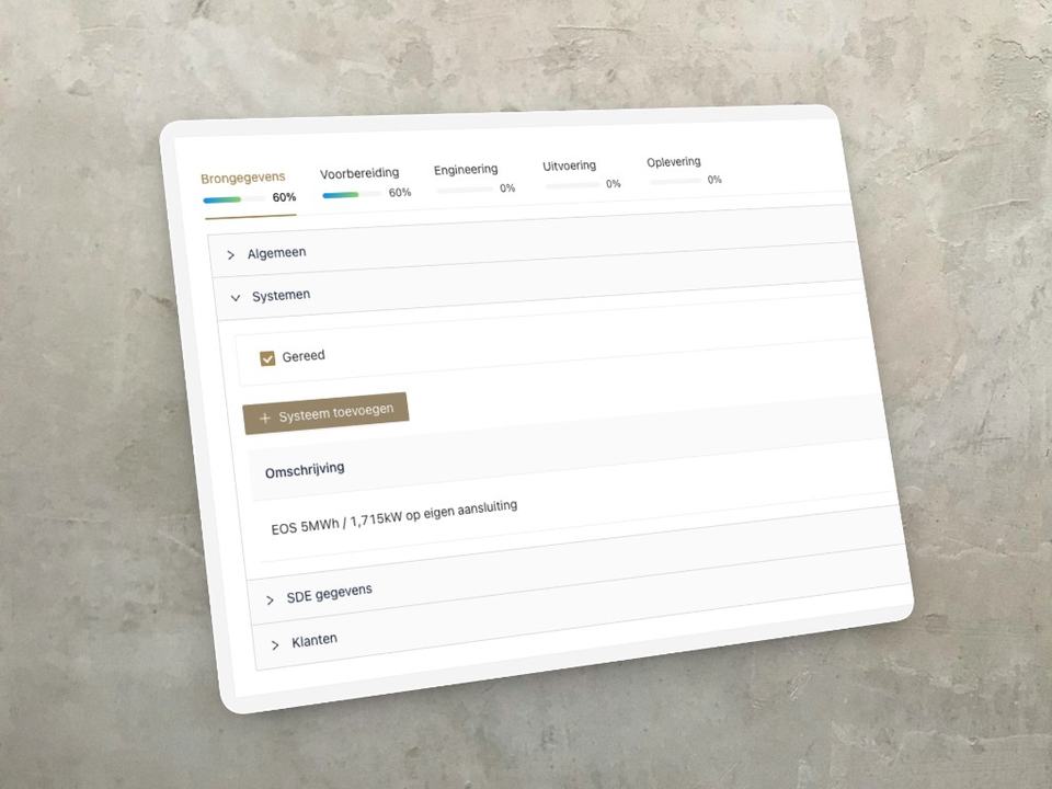 Mockup van het maatwerk-ERP: projectfasen van brongegevens tot oplevering en invoerschermen