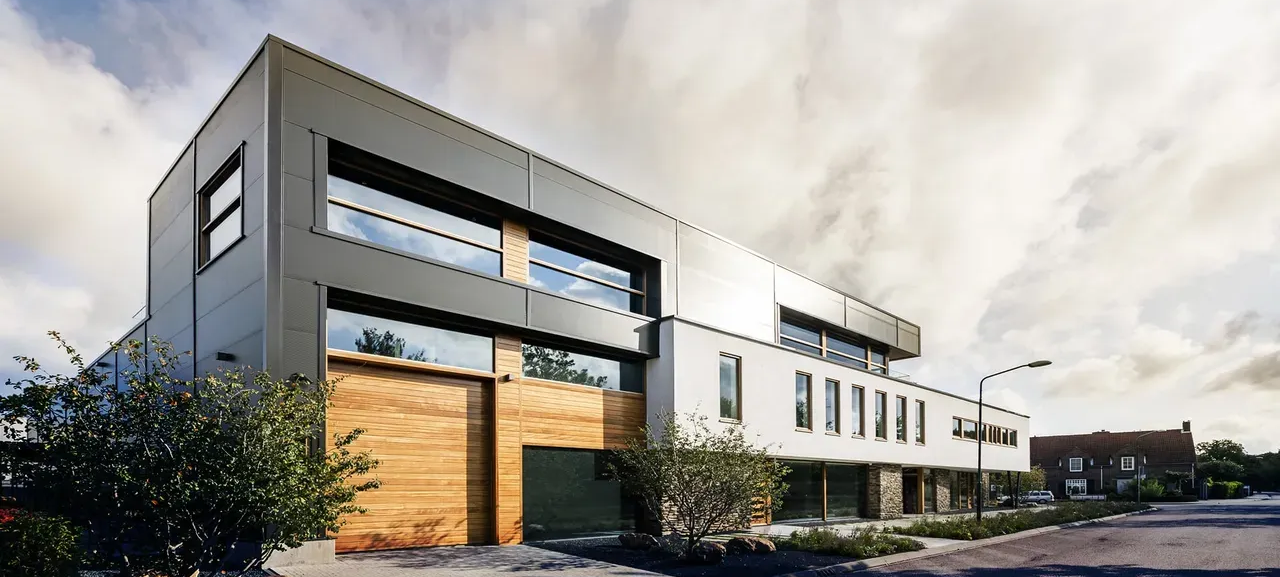 DSG (De Schoenmakers Group)